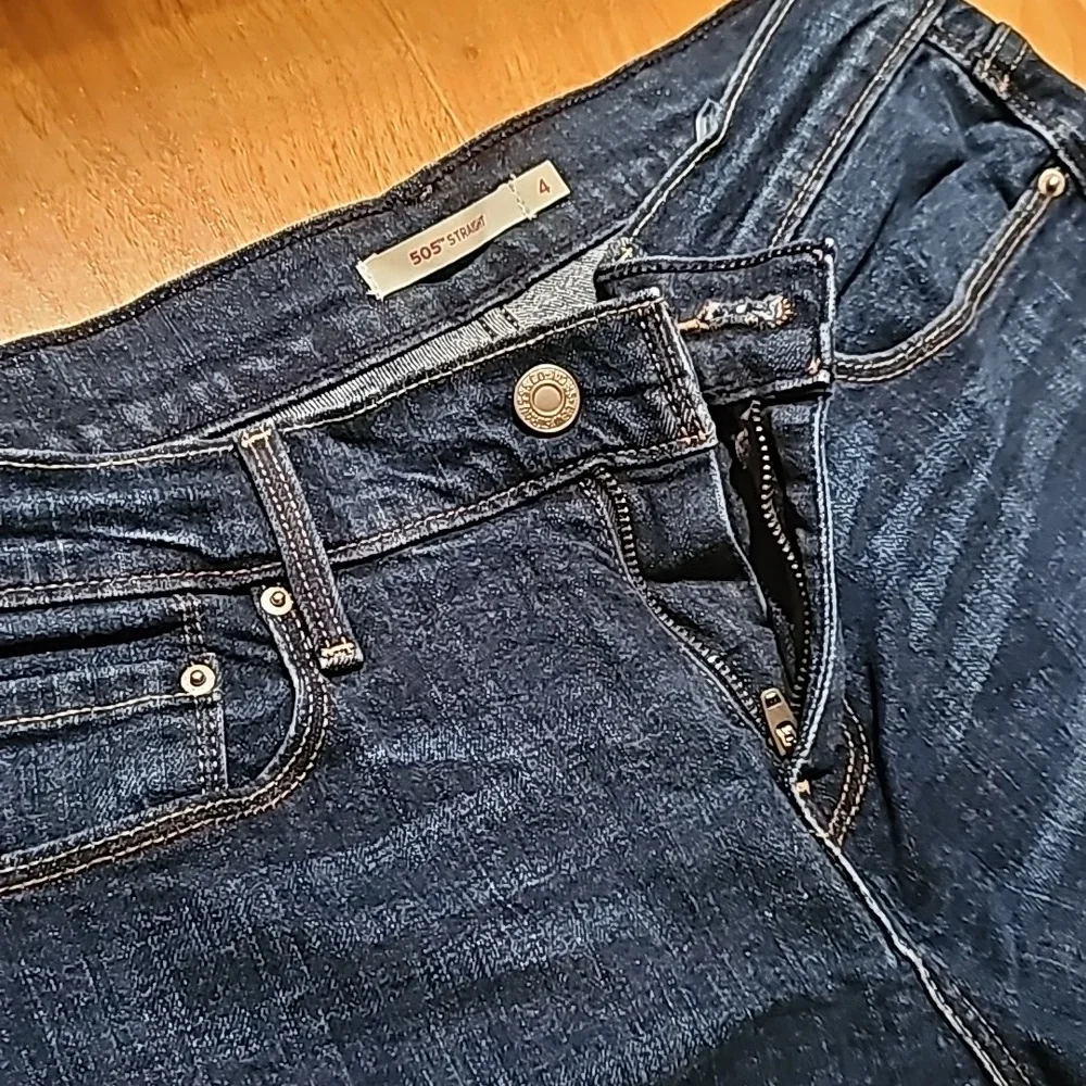 Denim - Picture 3 of 5